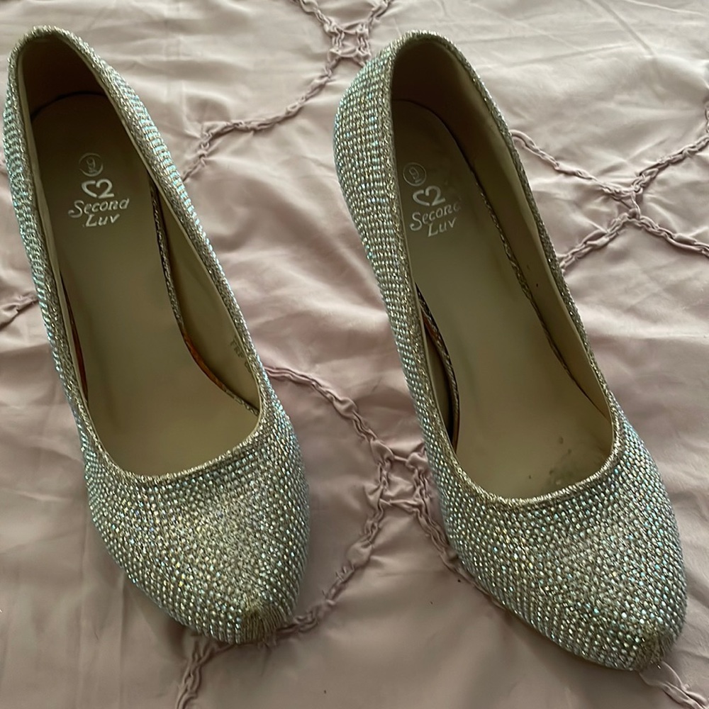 champagne glitter heels